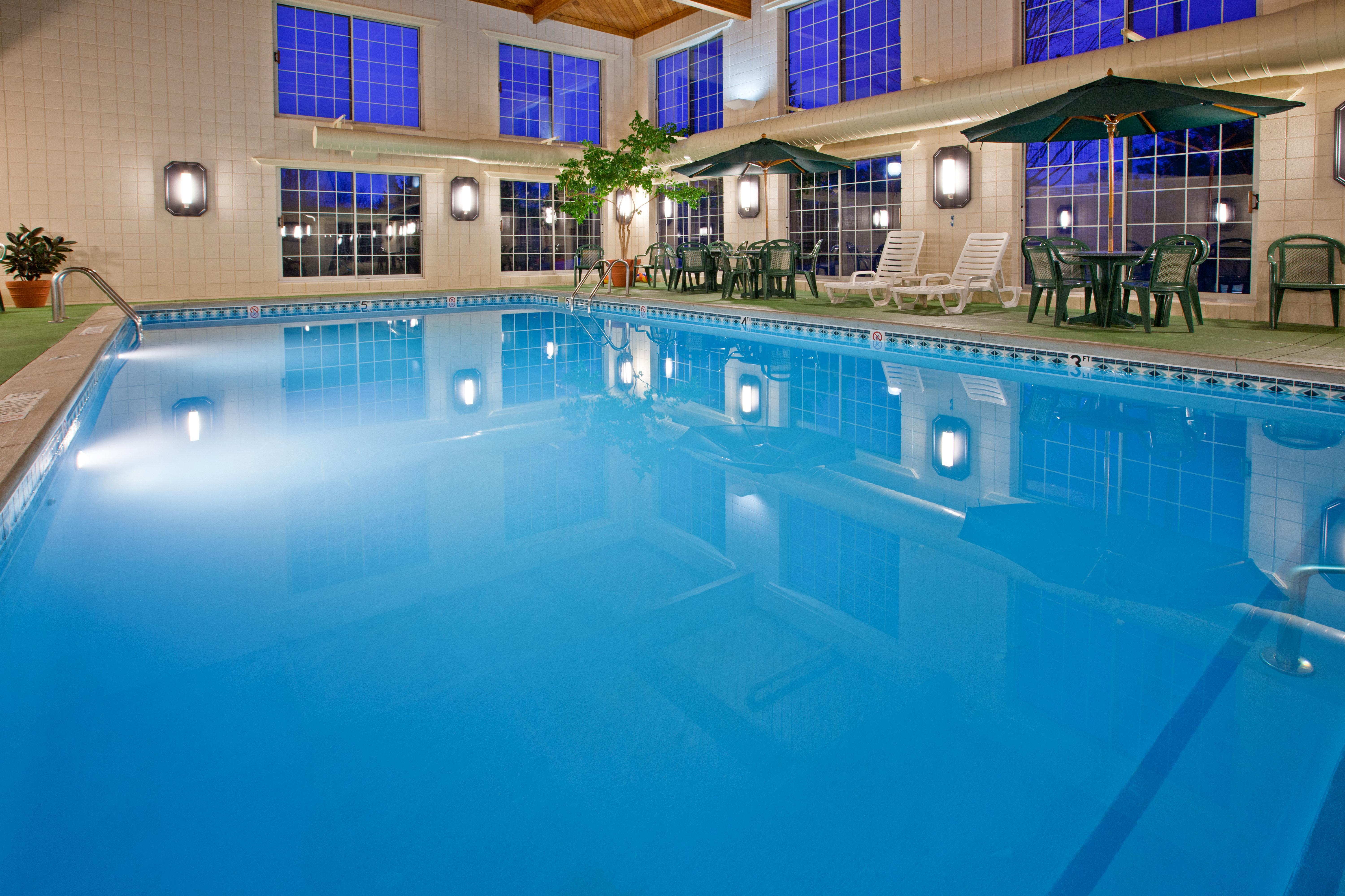Holiday Inn Express Grand Rapids Southwest By Ihg Grandville Exterior foto