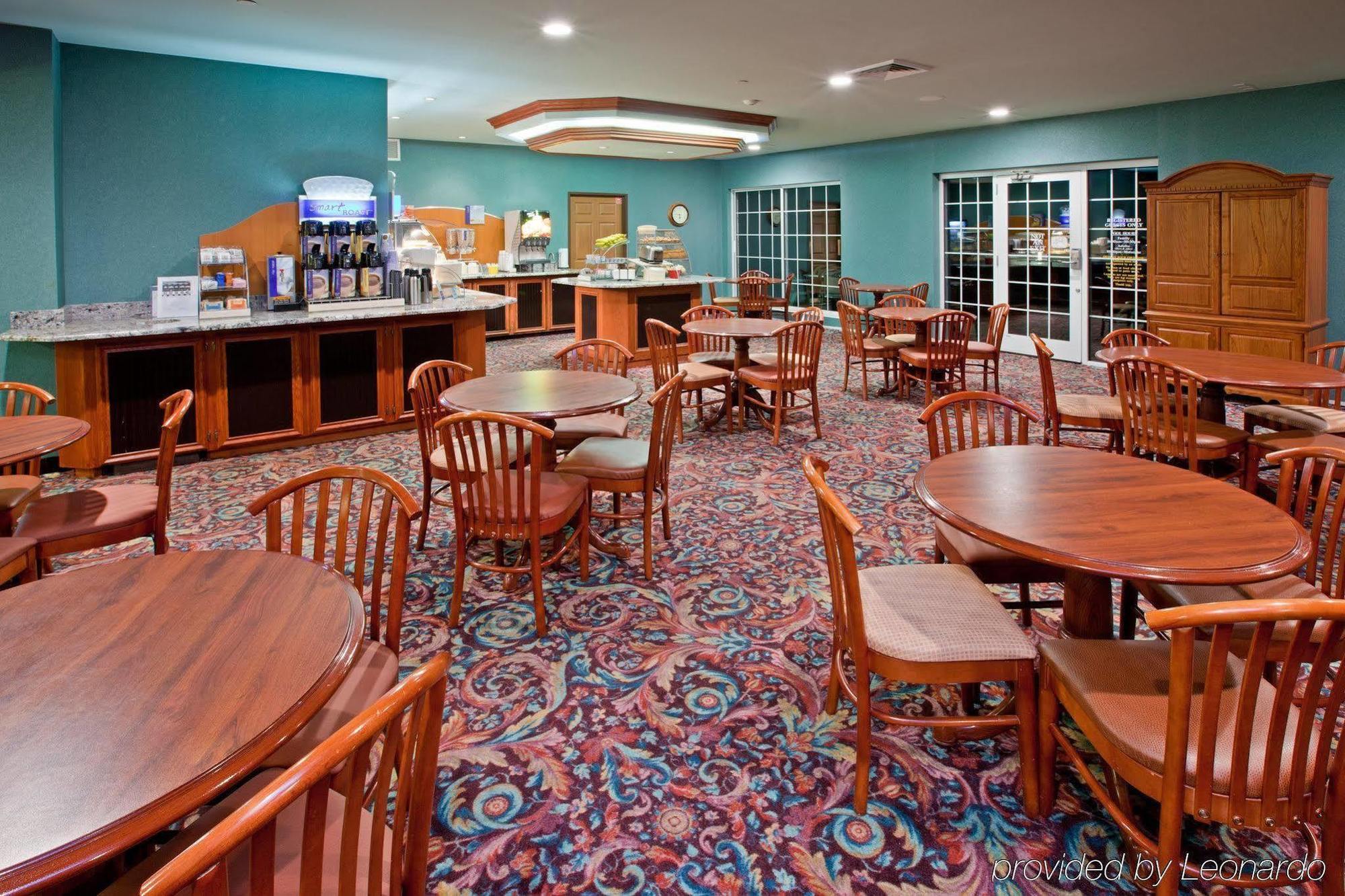 Holiday Inn Express Grand Rapids Southwest By Ihg Grandville Exterior foto